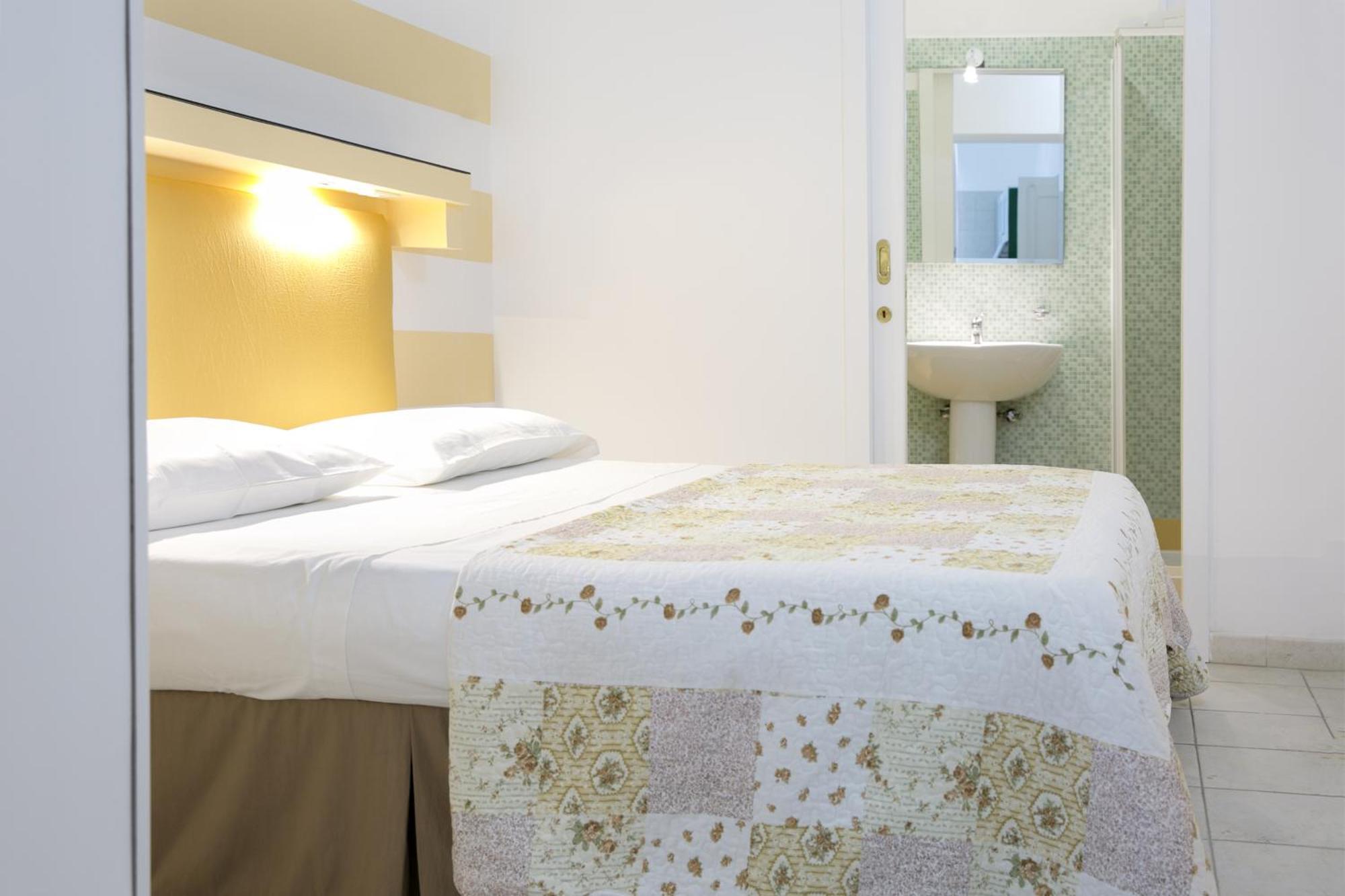 B&B Dimora San Vincenzo Gallipoli Oda fotoğraf